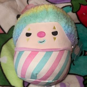 Declan the cotton candy clown squishmallow NWT